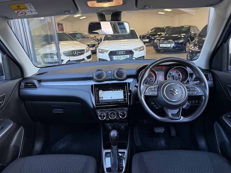 Used Suzuki Swift 2020 for sale - 76705638: Photo 4