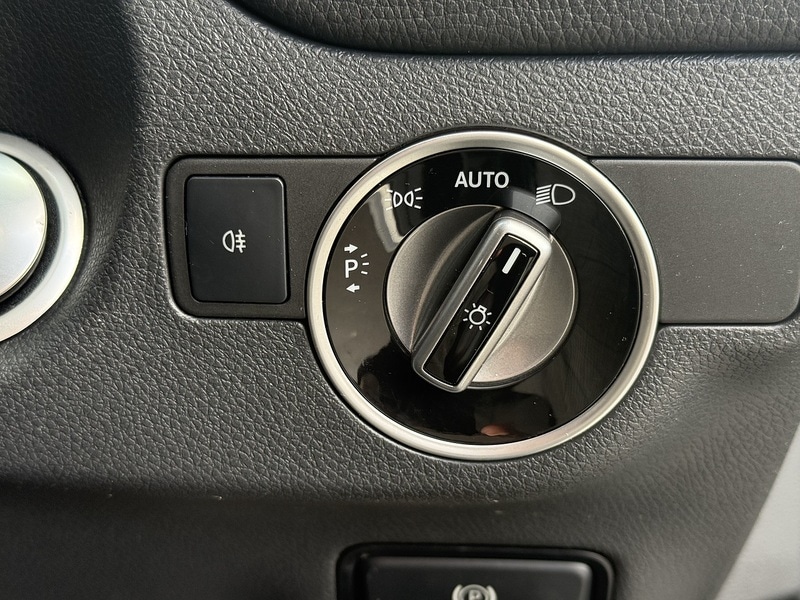 Used Mercedes-Benz A-Class for sale - 77735227: Photo 33