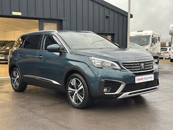 Used Peugeot 5008 2018 for sale - 76974012: Photo