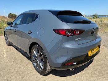 Used Mazda Mazda3 2019 for sale - 75517761: Photo