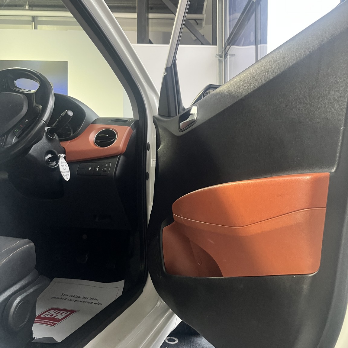 Used Hyundai i10 2014 for sale - 77129643: Photo 14