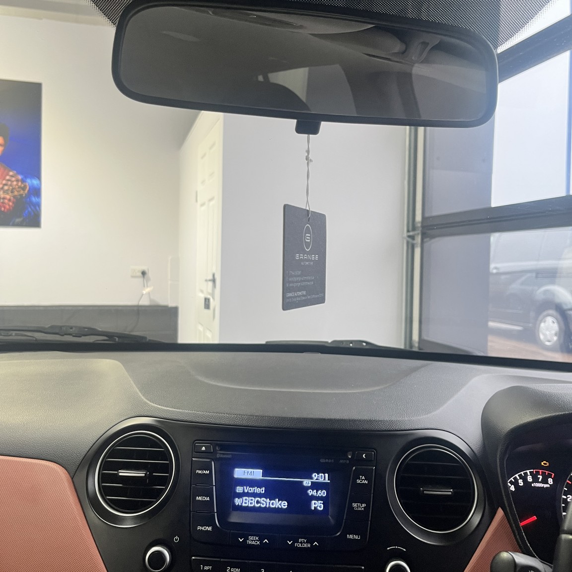 Used Hyundai i10 2014 for sale - 77129643: Photo 20