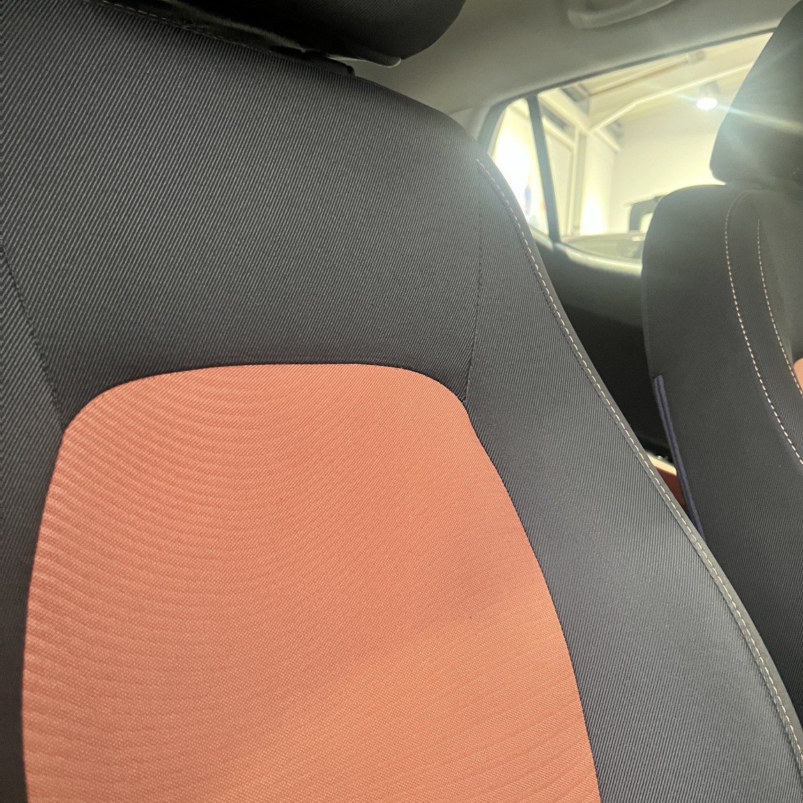 Used Hyundai i10 2014 for sale - 77129643: Photo 30