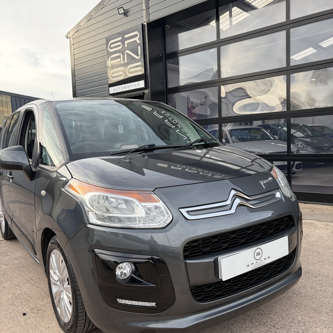 Used Citroen C3 Picasso 2014 for sale - 78182869: Photo 3