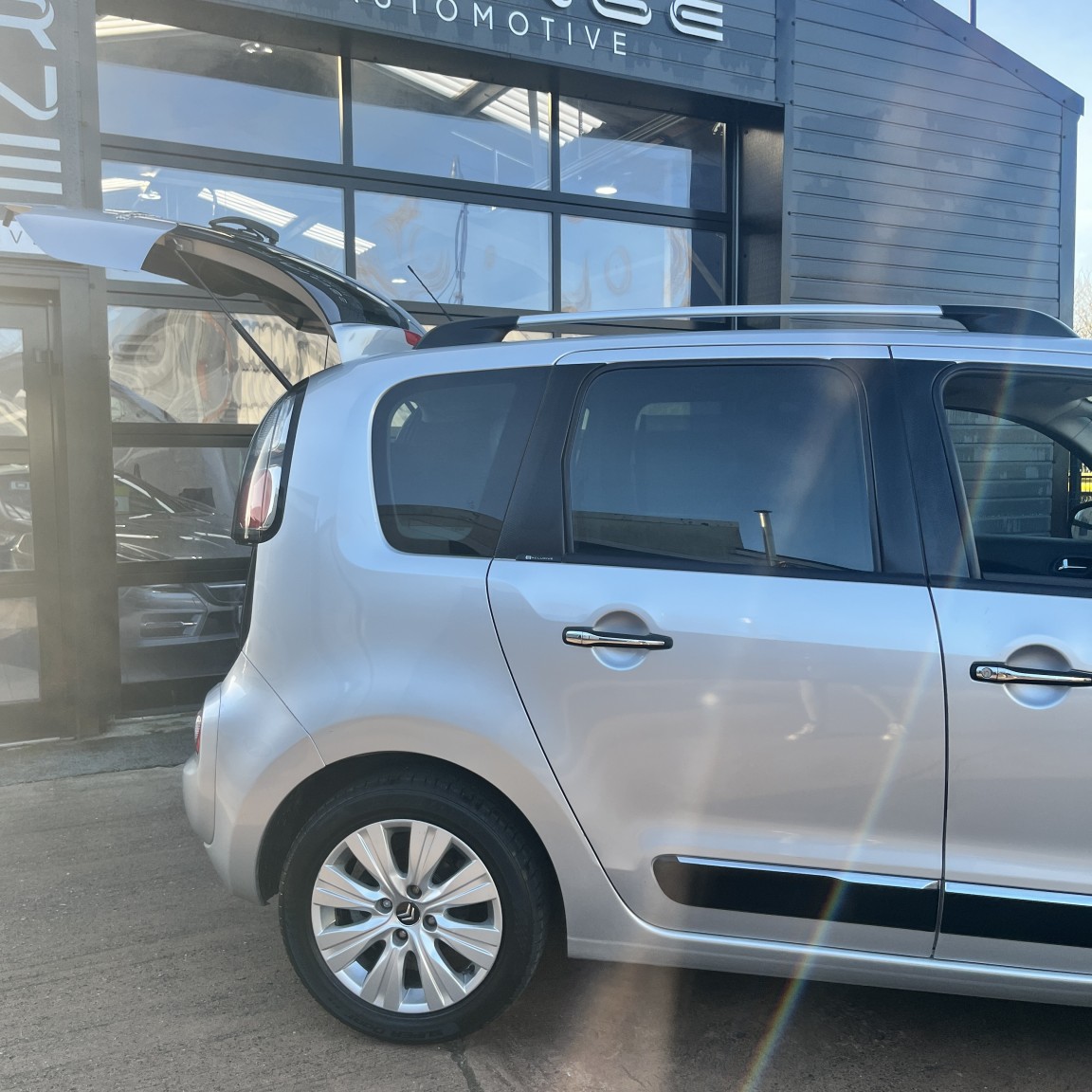 Used Citroen C3 Picasso 2012 for sale - 77162274: Photo 7