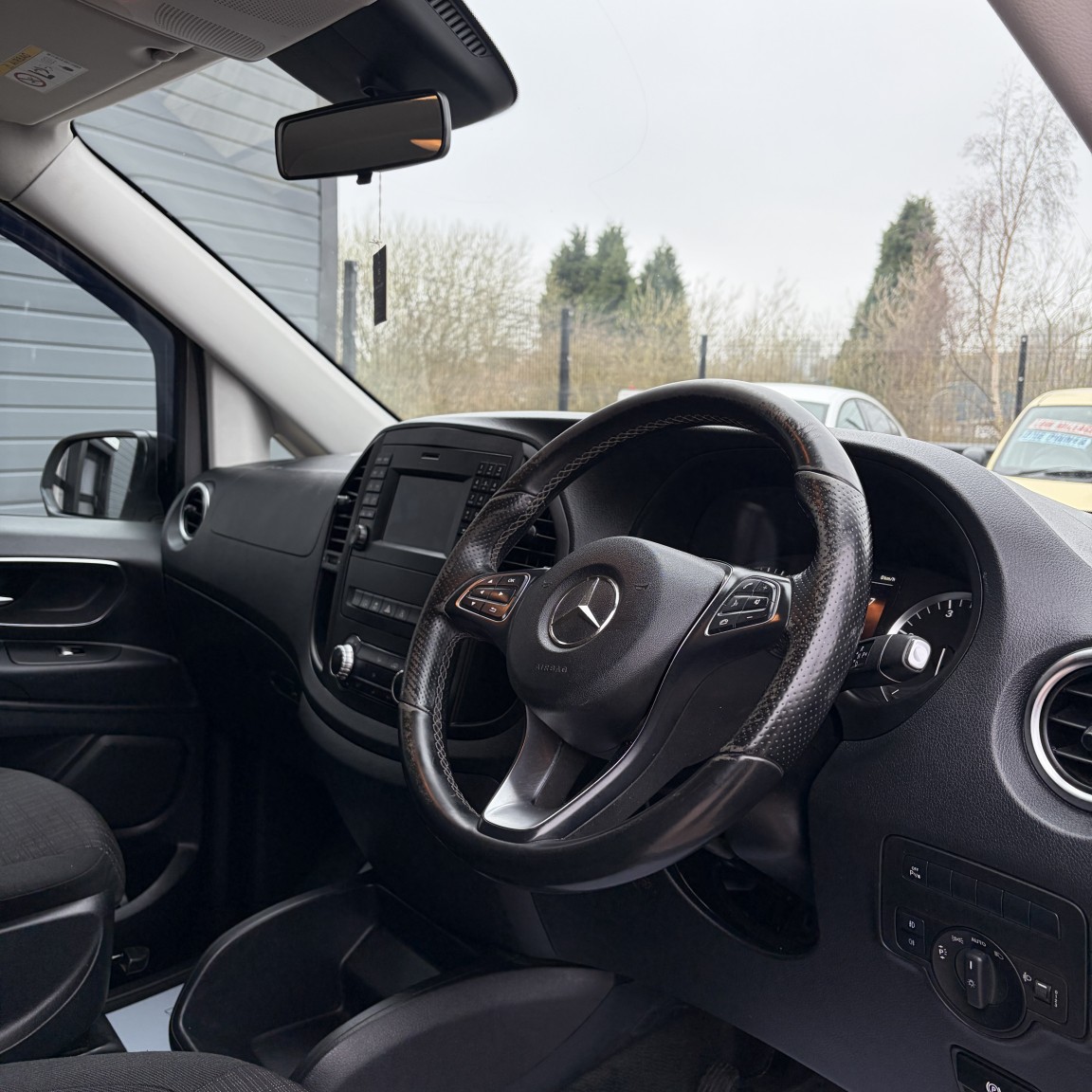 Used Mercedes-Benz Vito 2017 for sale - 77798605: Photo 12