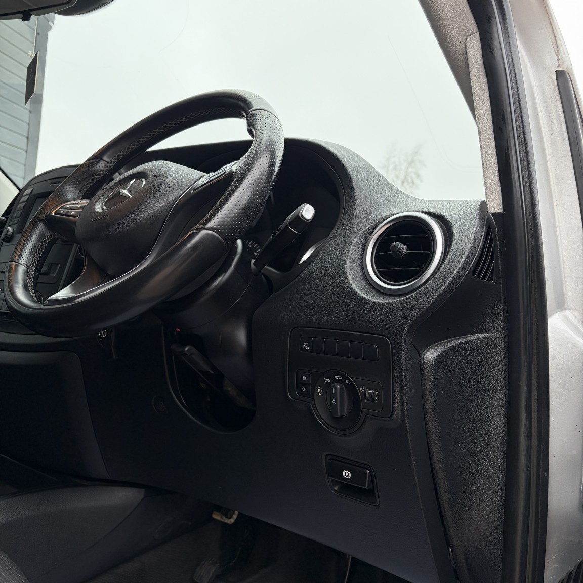 Used Mercedes-Benz Vito 2017 for sale - 77798605: Photo 19