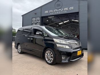Used Toyota Vellfire 2010 for sale - 79115429: Photo