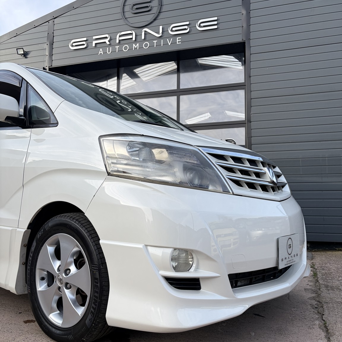 Used Toyota Alphard 2021 for sale - 78182876: Photo 3