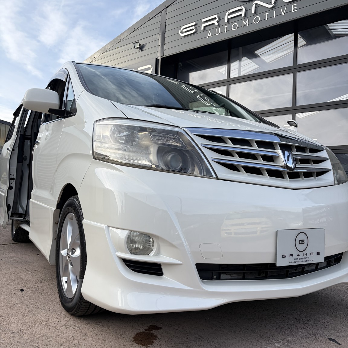 Used Toyota Alphard 2021 for sale - 78182876: Photo 31