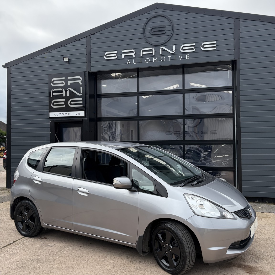 Used Honda Jazz 2009 for sale - 77897827: Photo 2