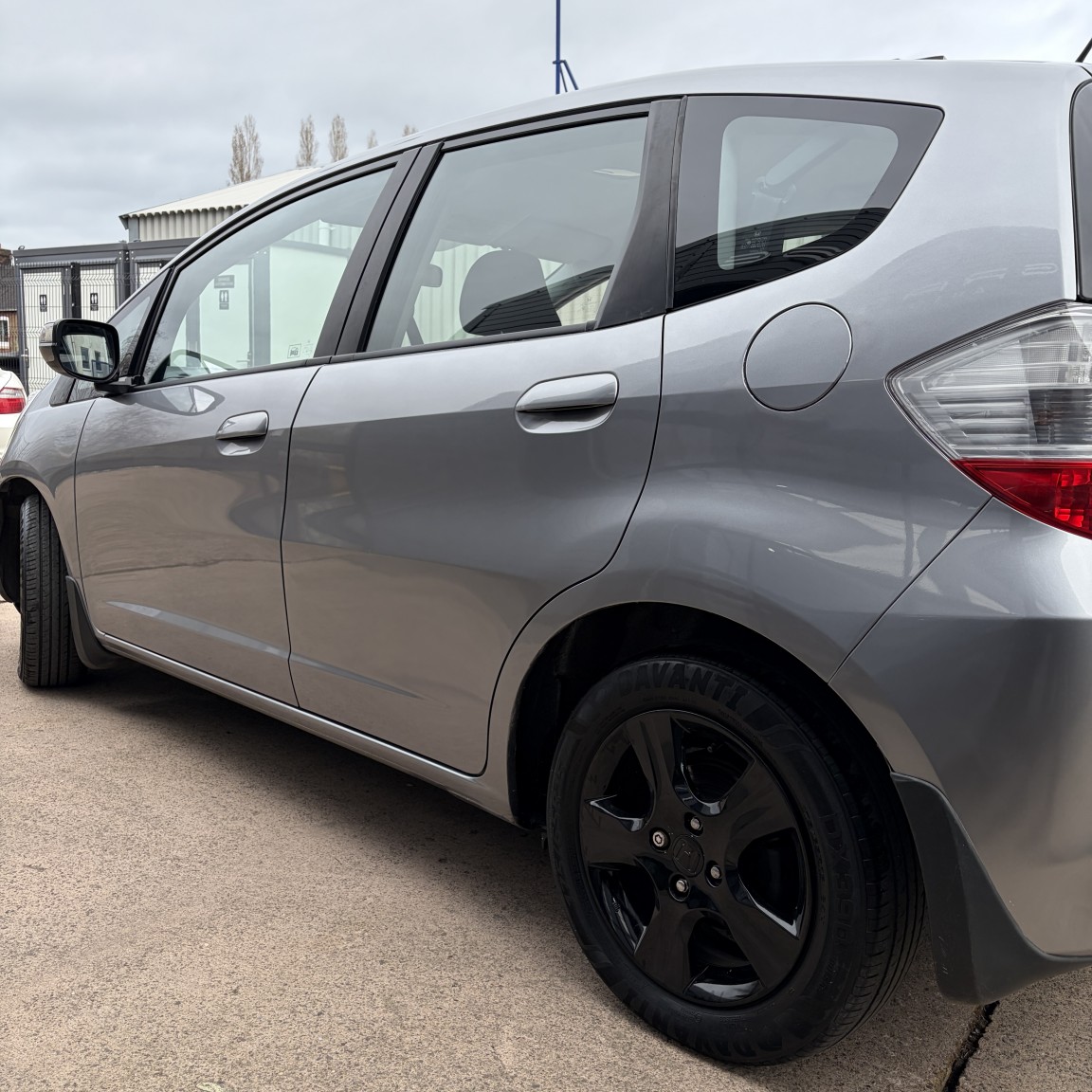 Used Honda Jazz 2009 for sale - 77897827: Photo 9