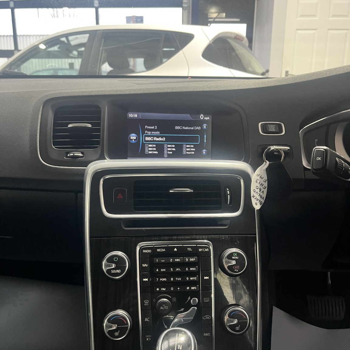 Used Volvo V60 2013 for sale - 77129648: Photo 26