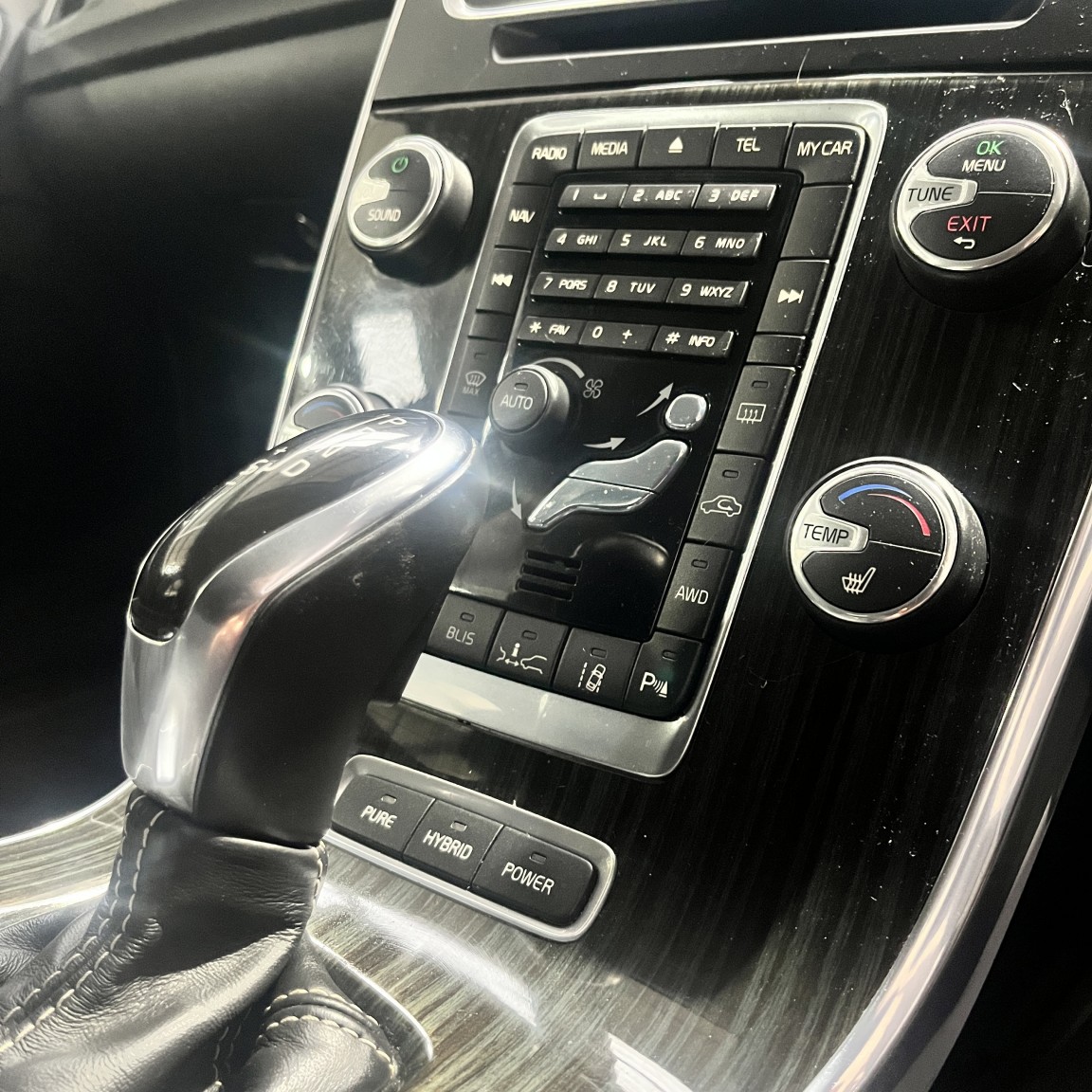 Used Volvo V60 2013 for sale - 77129648: Photo 28