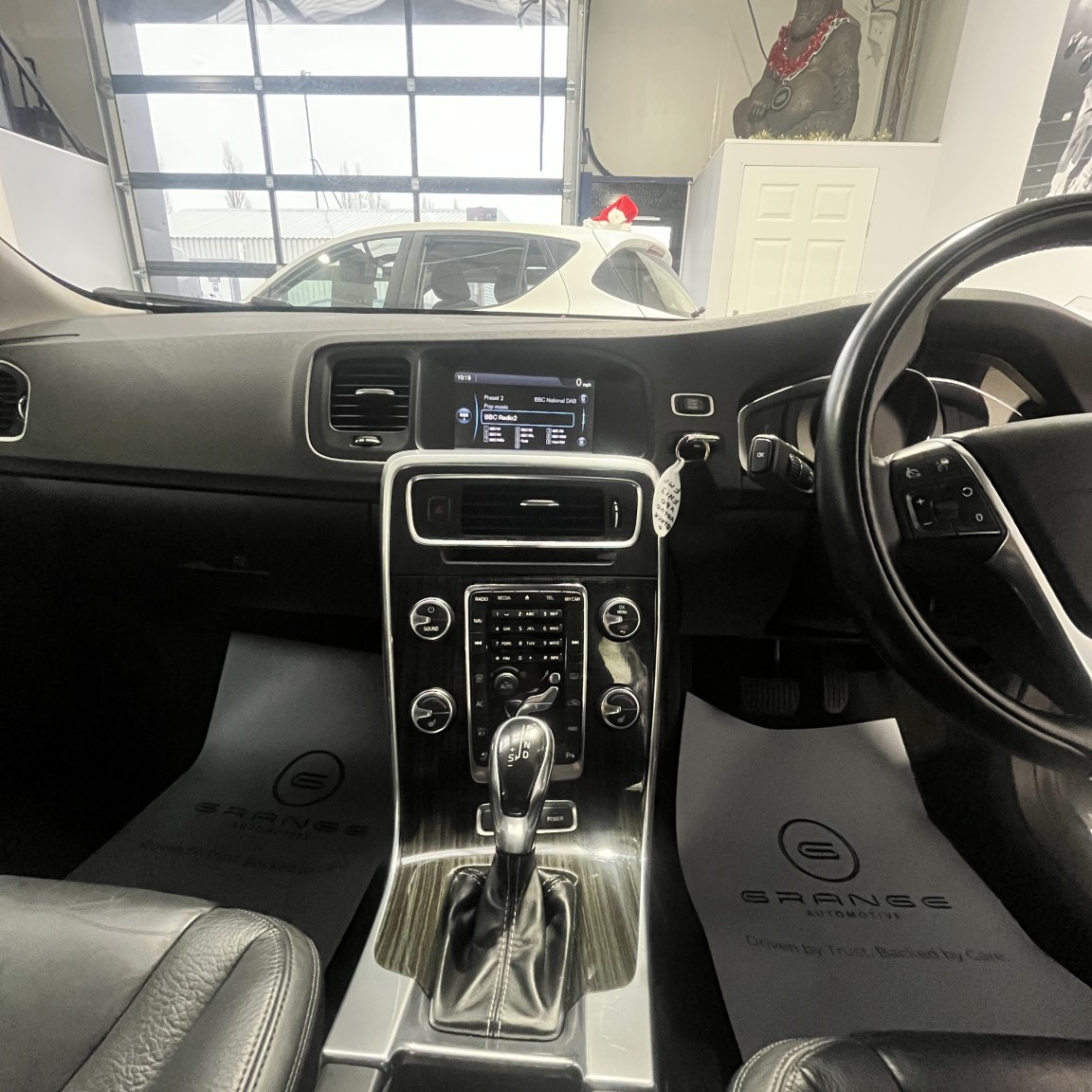 Used Volvo V60 2013 for sale - 77129648: Photo 31