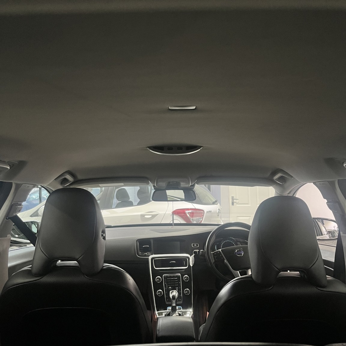 Used Volvo V60 2013 for sale - 77129648: Photo 58