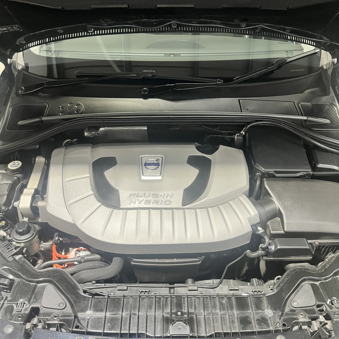 Used Volvo V60 2013 for sale - 77129648: Photo 65