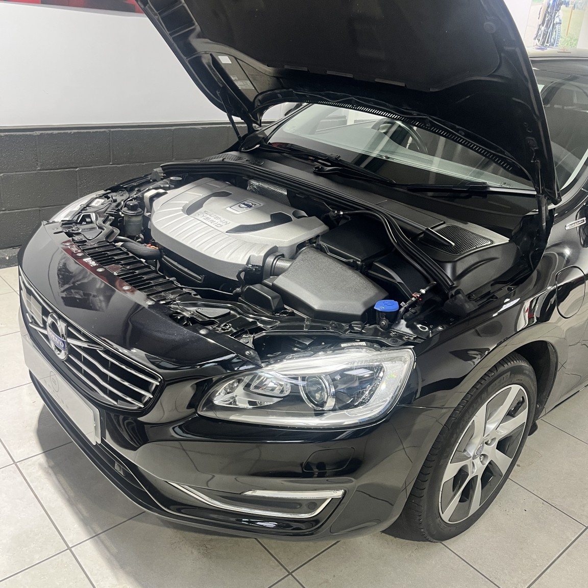 Used Volvo V60 2013 for sale - 77129648: Photo 68
