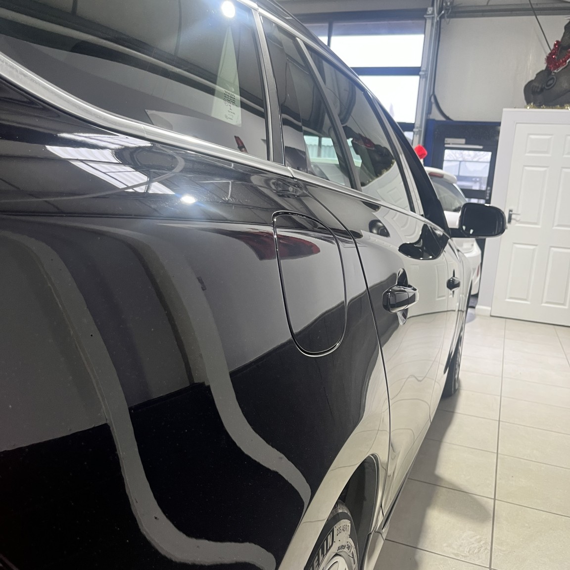 Used Volvo V60 2013 for sale - 77129648: Photo 69