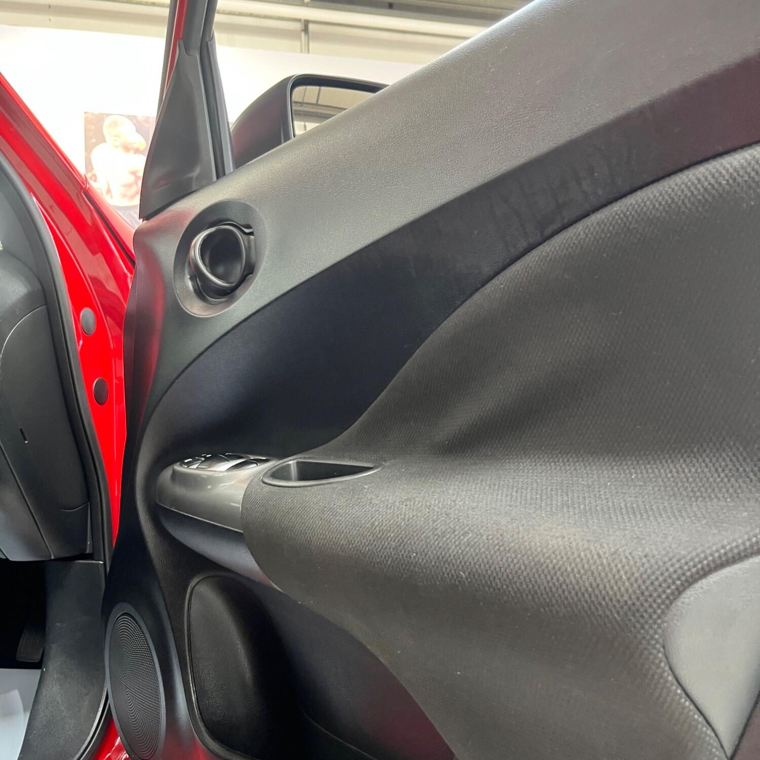 Used Nissan Juke 2017 for sale - 77129663: Photo 17