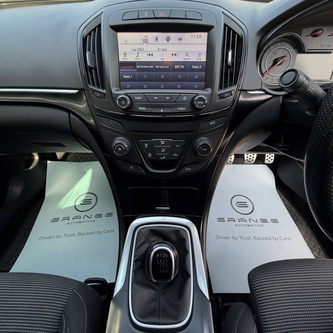 Used Vauxhall Insignia 2016 for sale - 77977154: Photo 4