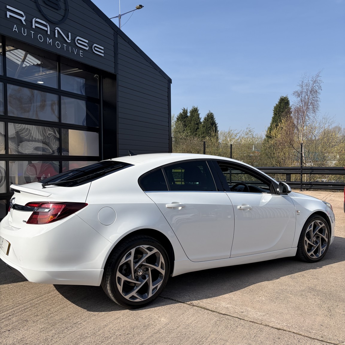 Used Vauxhall Insignia 2016 for sale - 77977154: Photo 6