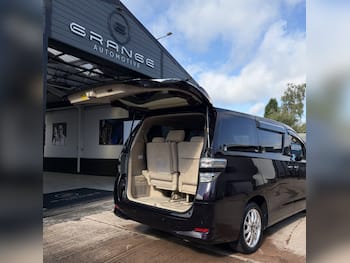 Used Toyota Alphard 2010 for sale - 79680618: Photo