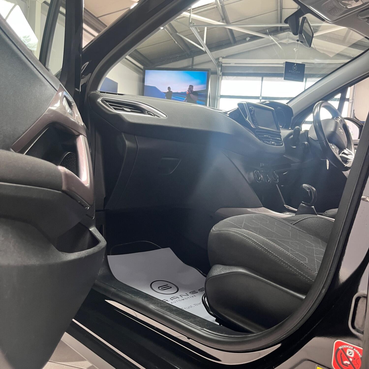 Used Peugeot 2008 2016 for sale - 77129677: Photo 35