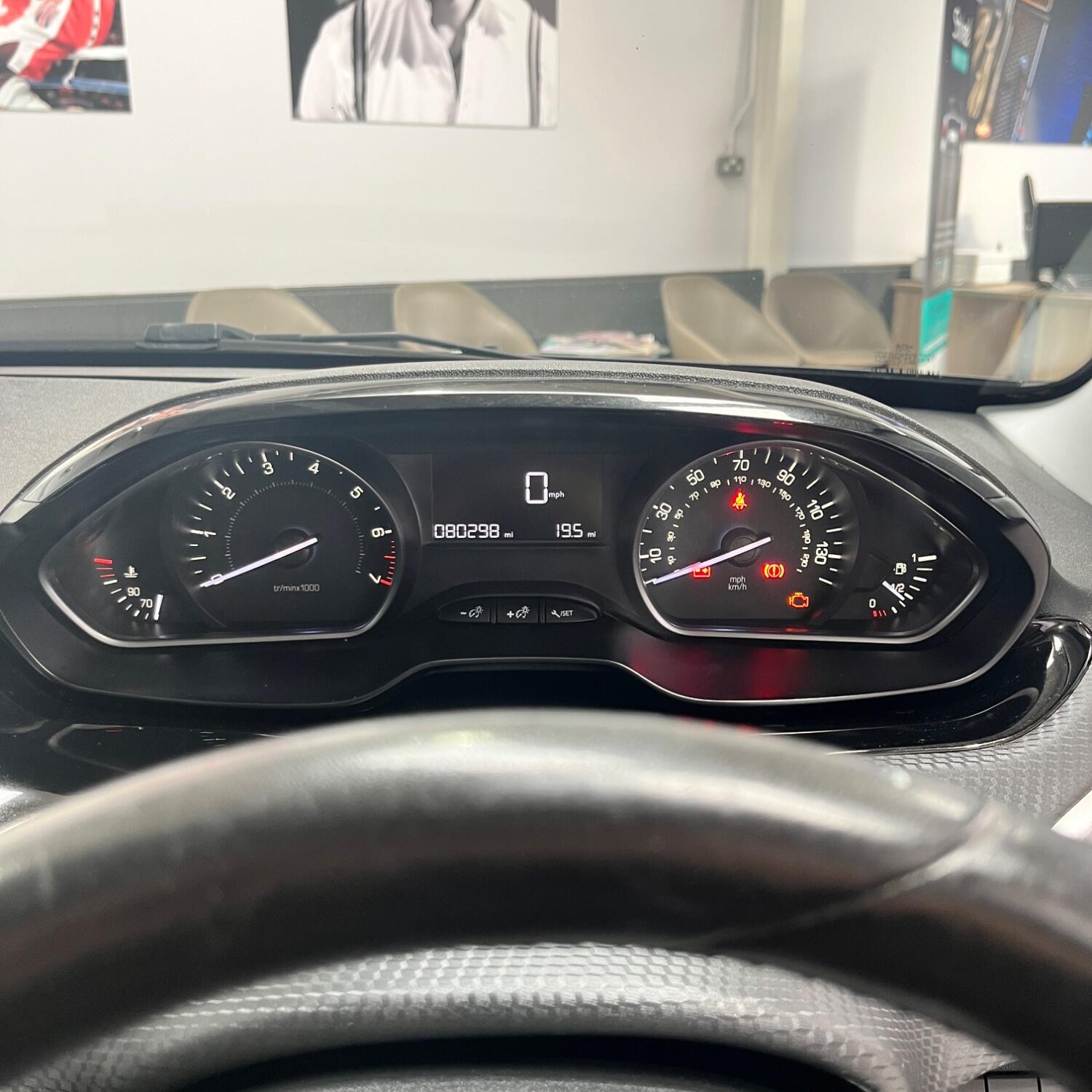 Used Peugeot 2008 2016 for sale - 77129677: Photo 61