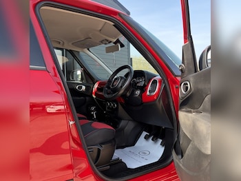 Used Fiat 500L 2014 for sale - 77977143: Photo