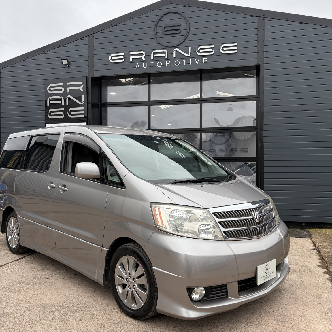 Used Toyota Alphard 2020 for sale - 78062206: Photo 3