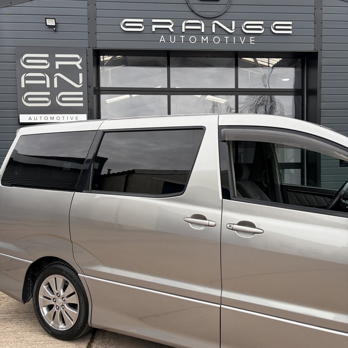 Used Toyota Alphard 2020 for sale - 78062206: Photo 5