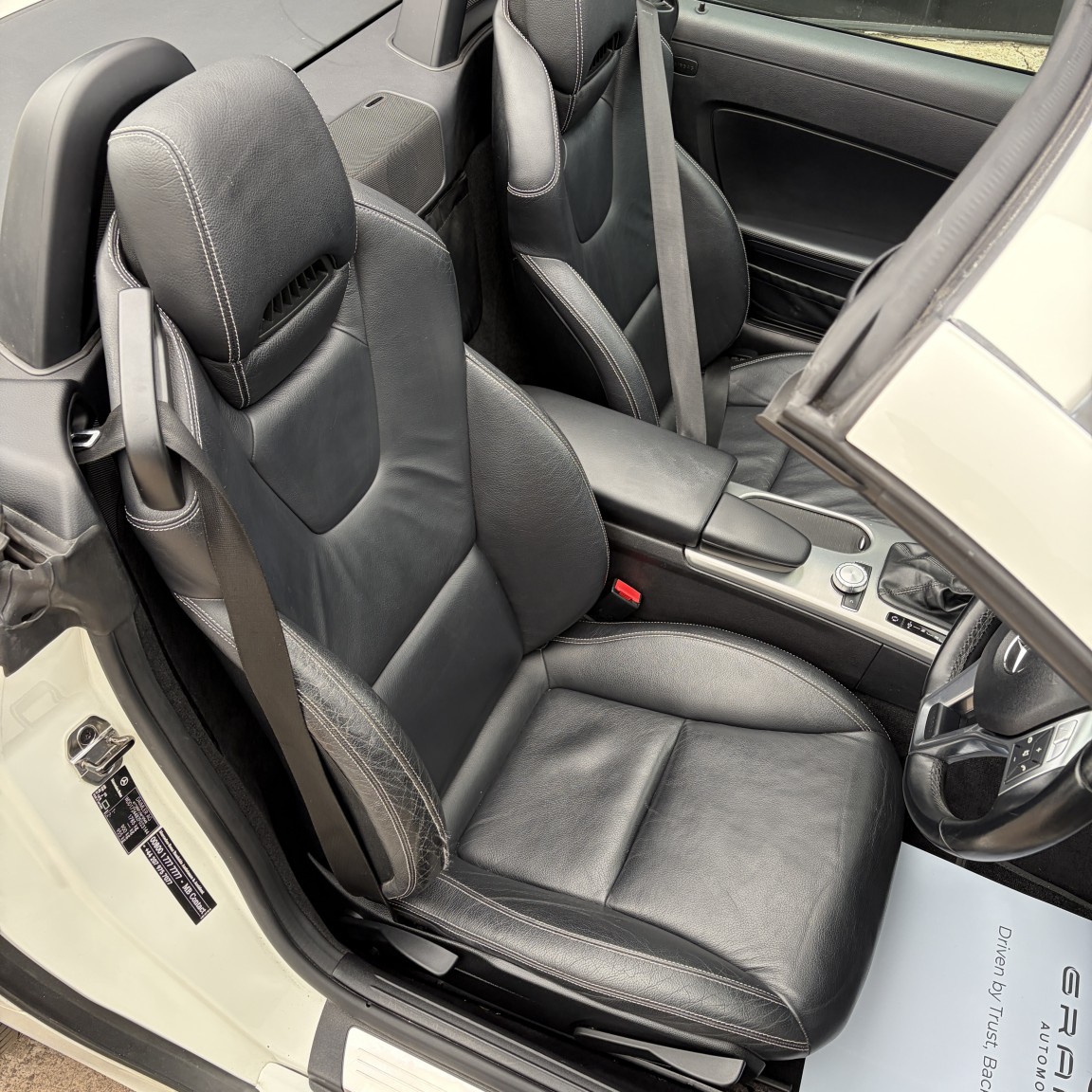 Used Mercedes-Benz SLK 2011 for sale - 77897820: Photo 15