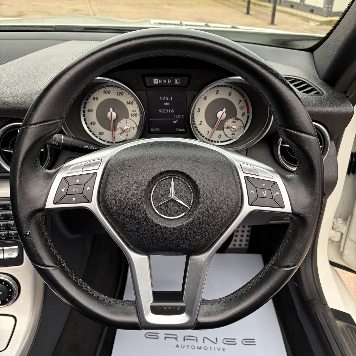 Used Mercedes-Benz SLK 2011 for sale - 77897820: Photo 16