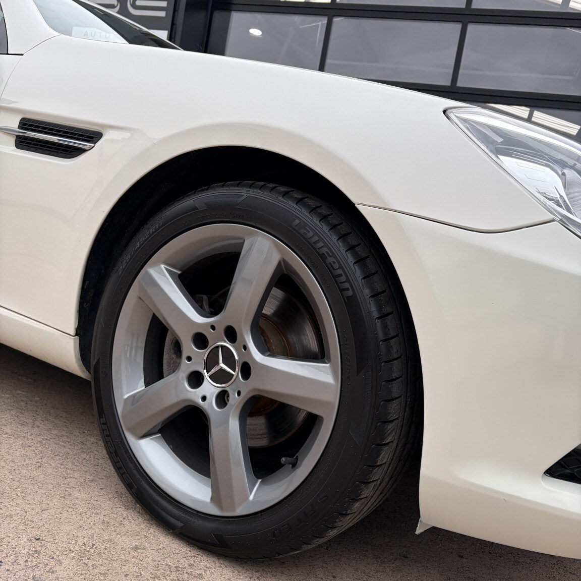 Used Mercedes-Benz SLK 2011 for sale - 77897820: Photo 31