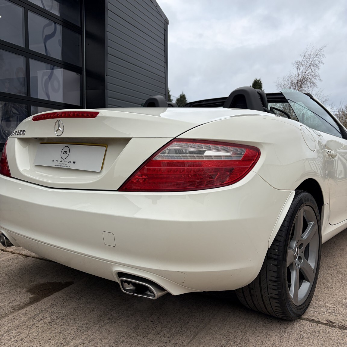Used Mercedes-Benz SLK 2011 for sale - 77897820: Photo 9