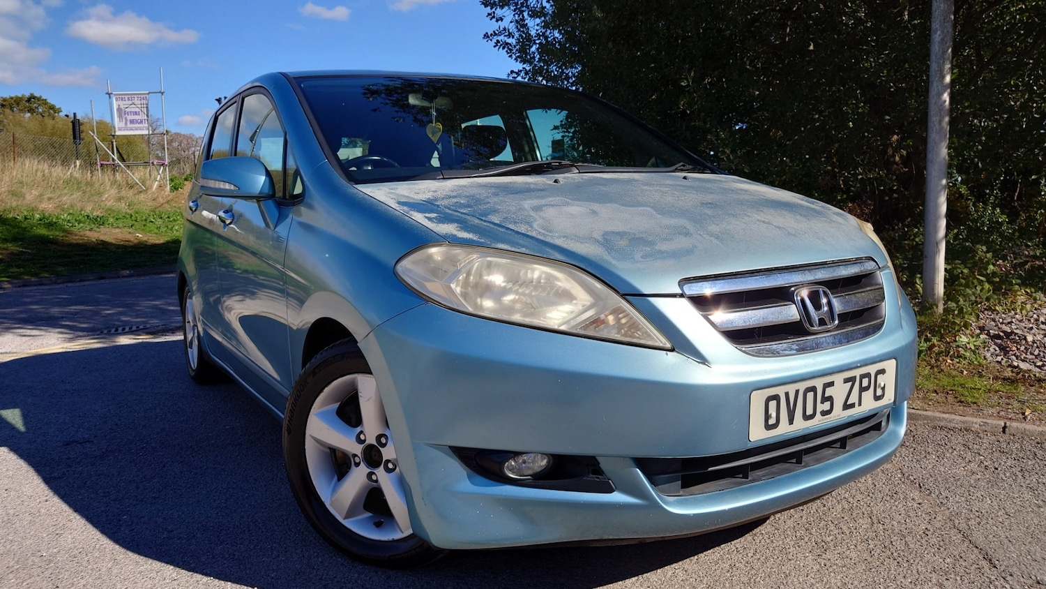 Used Honda FR-V 2005 for sale - 76102022: Photo 1