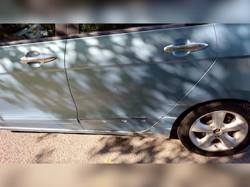 Used Honda FR-V 2005 for sale - 76102022: Photo