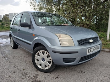 Used Ford Fusion 2005 for sale - 78255237: Photo