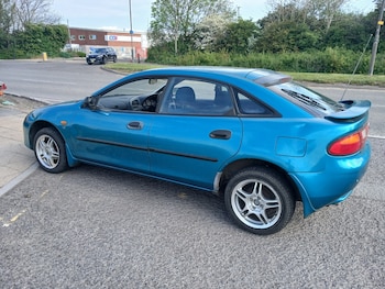 Used Mazda 323 1998 for sale - 78465980: Photo