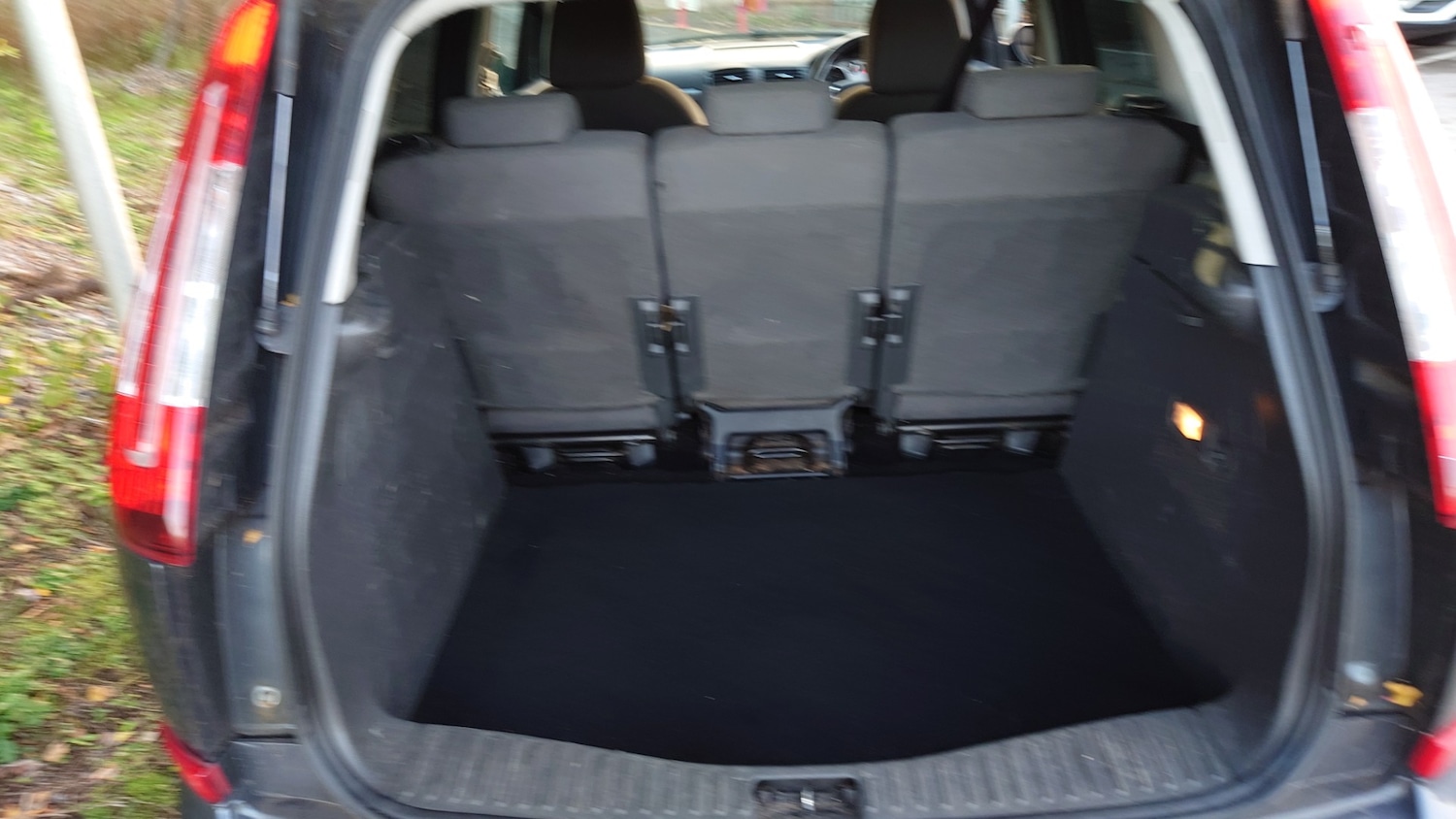 Used Ford C-Max 2008 for sale - 76438209: Photo 7