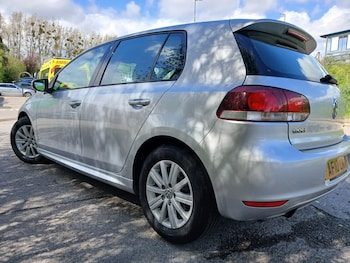 Used Volkswagen Golf 2010 for sale - 78177469: Photo