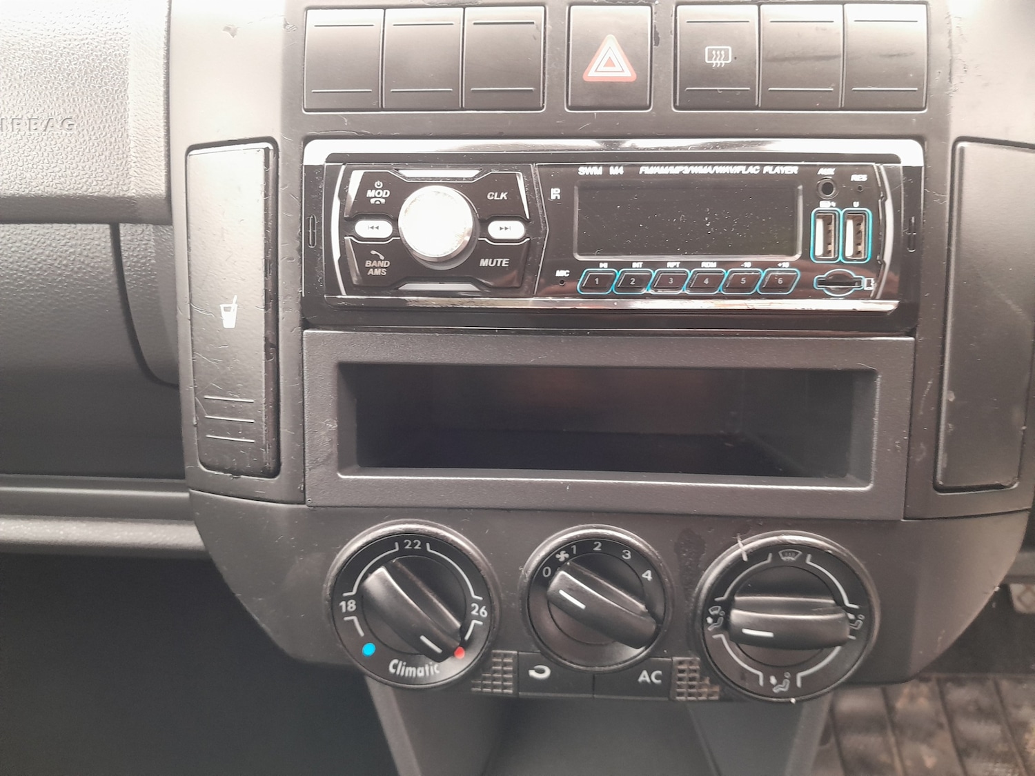 Used Volkswagen Polo 2009 for sale - 77690636: Photo 11