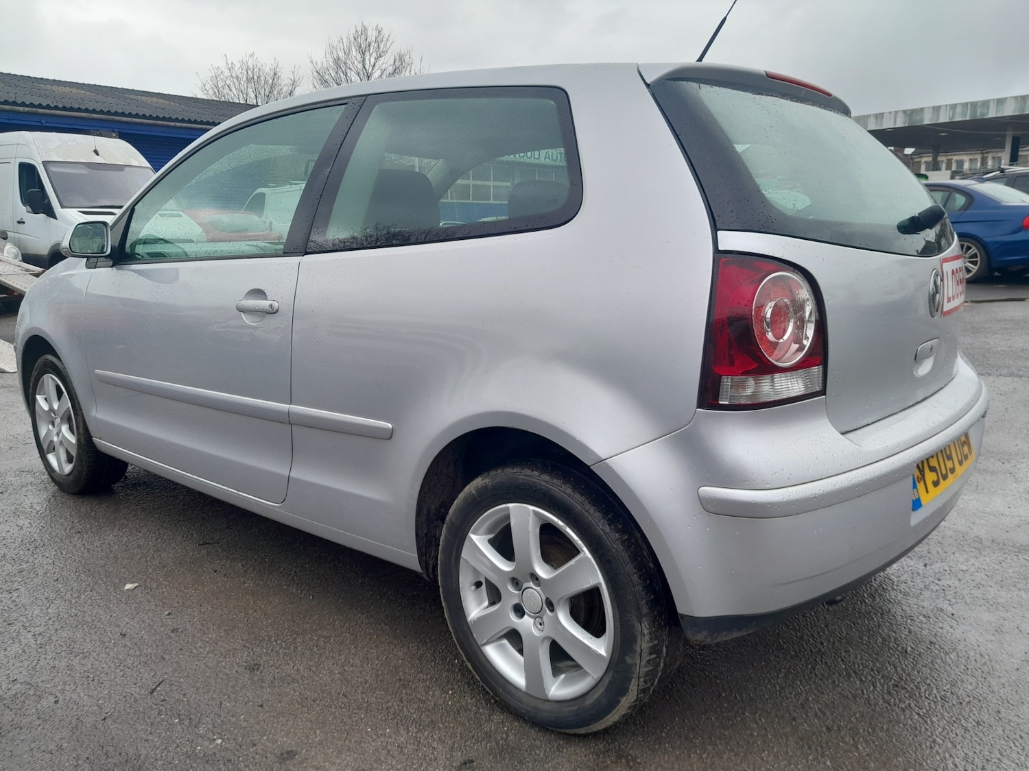 Used Volkswagen Polo 2009 for sale - 77690636: Photo 4