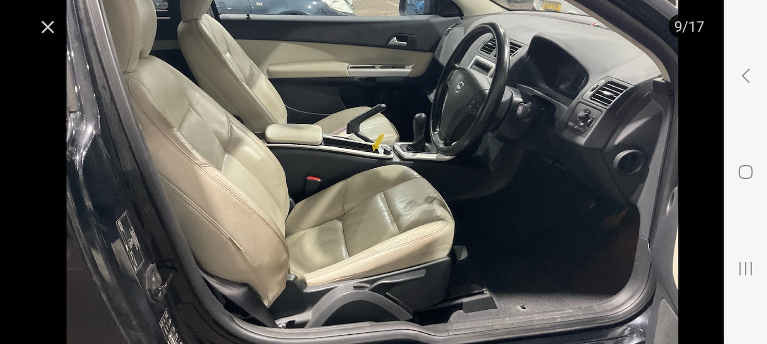 Used Volvo C30 2010 for sale - 76934234: Photo 8