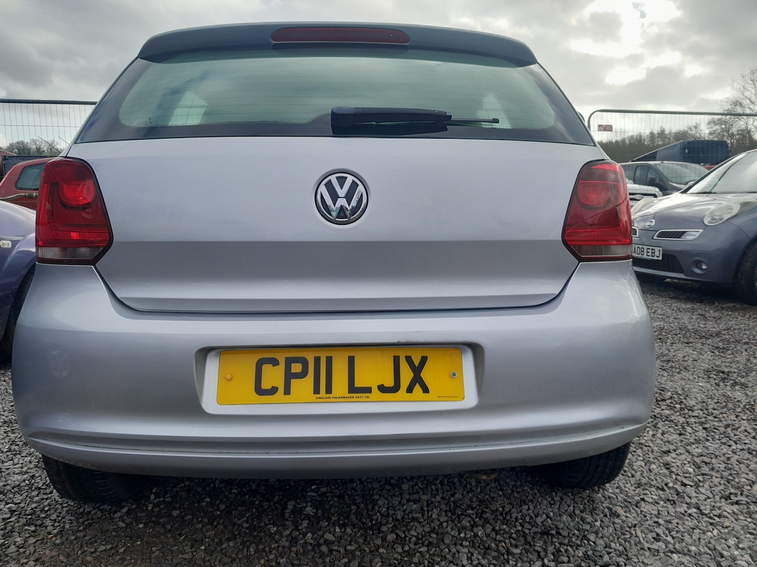 Used Volkswagen Polo 2011 for sale - 77636203: Photo 5