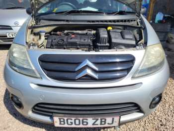 2006 (06) - 1.6i 16V VTR 5dr