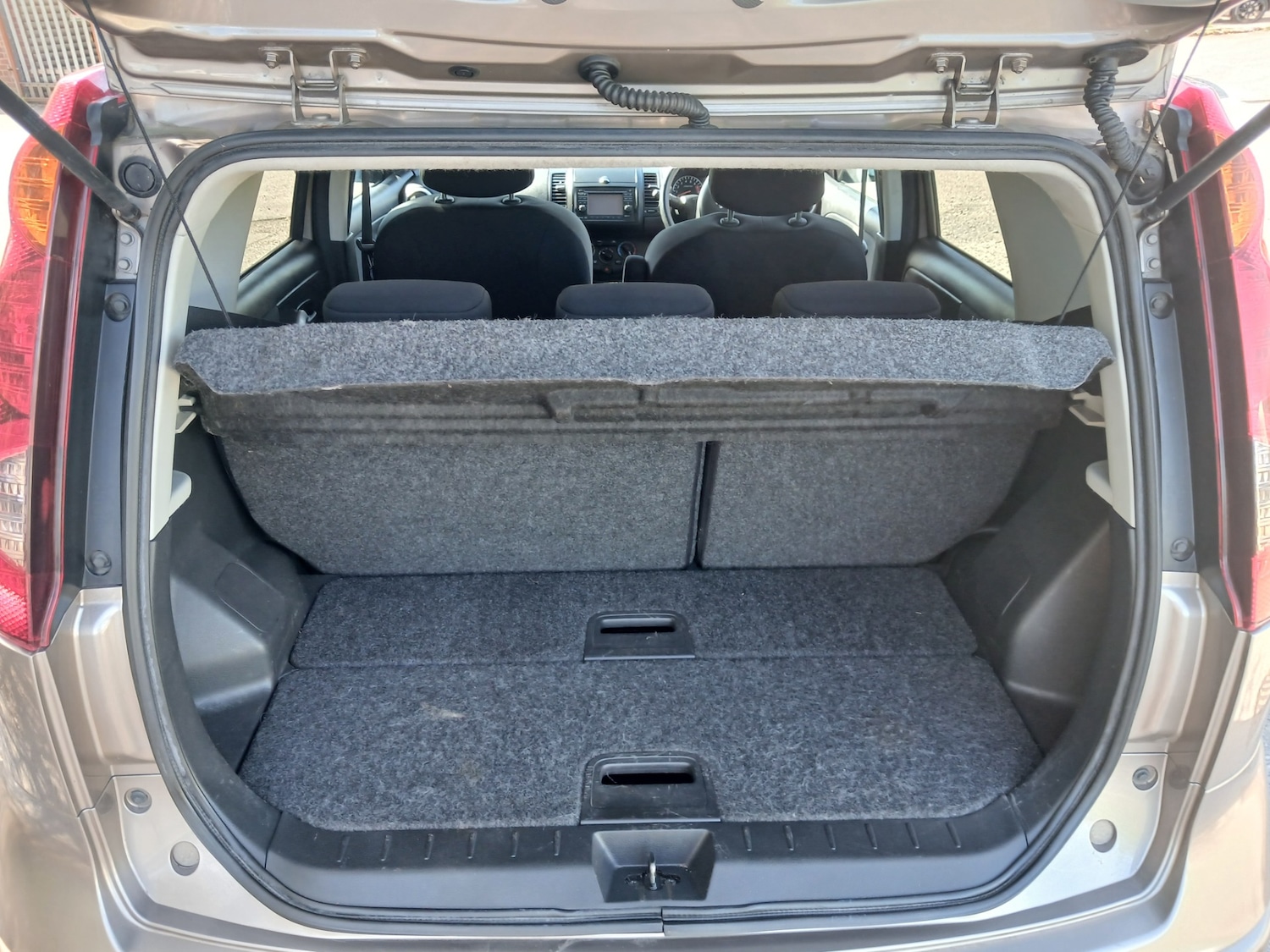 Used Nissan Note 2010 for sale - 77632280: Photo 15