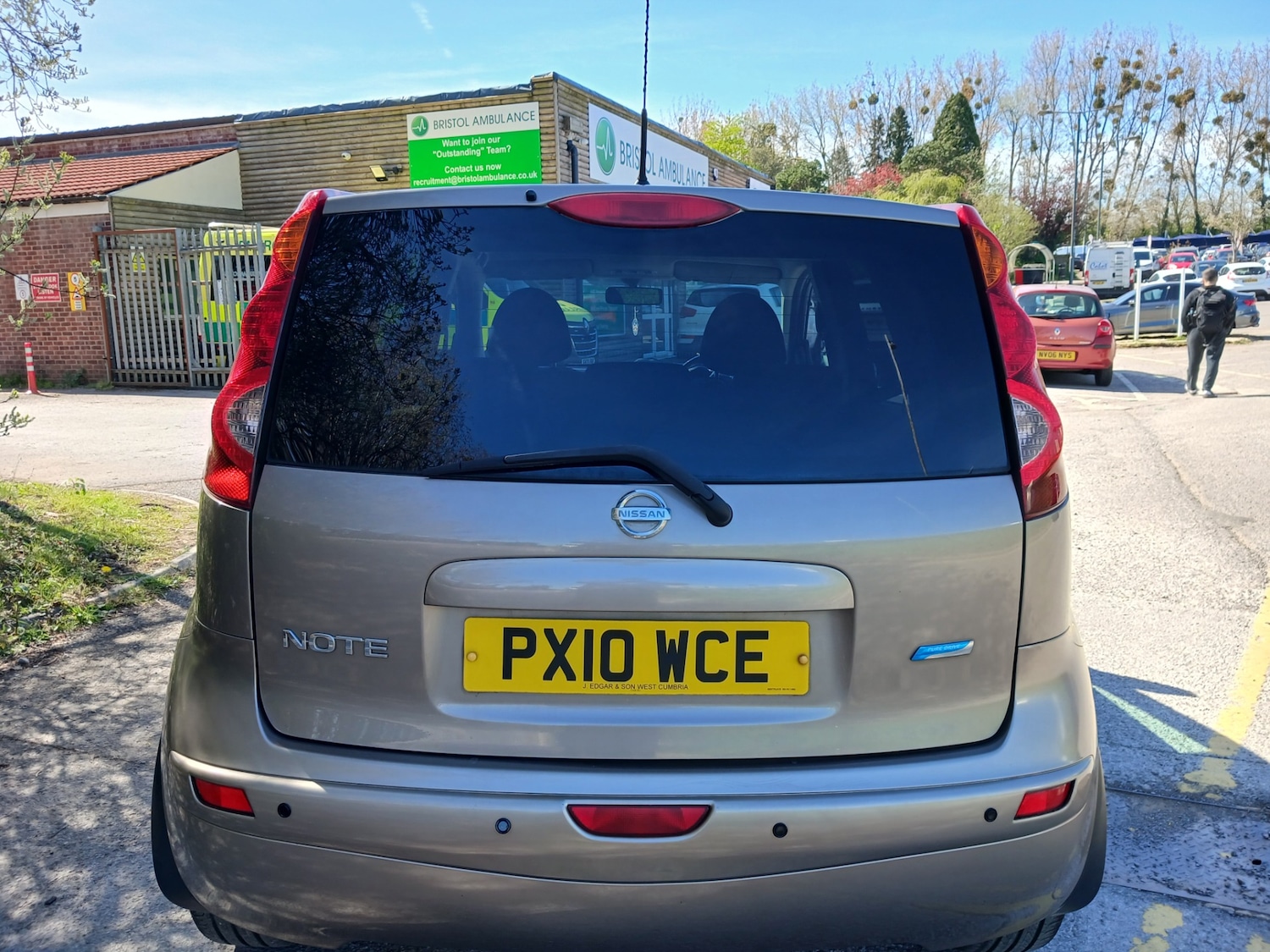 Used Nissan Note 2010 for sale - 77632280: Photo 5