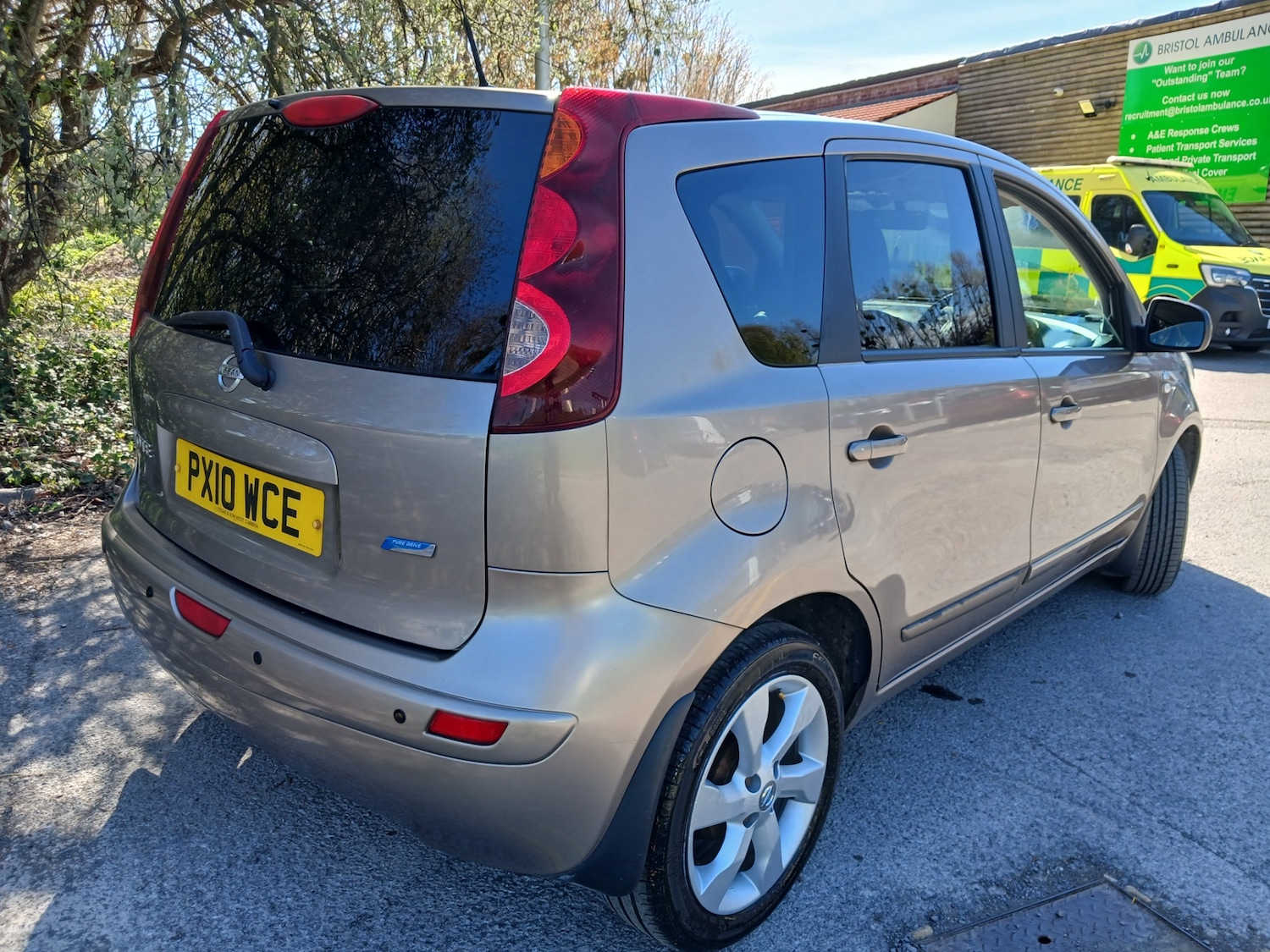 Used Nissan Note 2010 for sale - 77632280: Photo 6